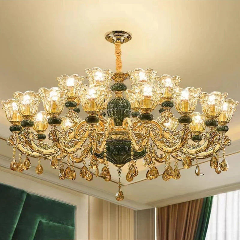 lustre en cristal léger pour décoration élégante et raffinée