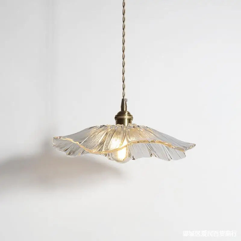 lustre moderne en verre avec design floral pour décoration intérieure