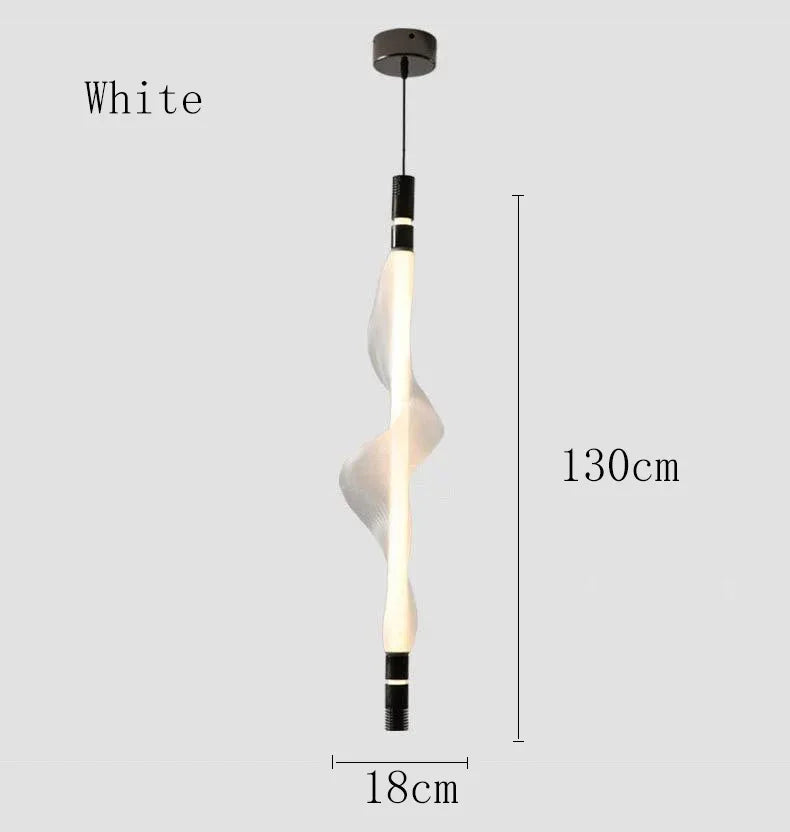 suspension italienne en acrylique design moderne et élégant