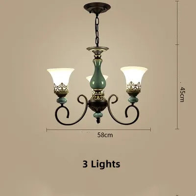 lustre classique antique en céramique et verre vintage