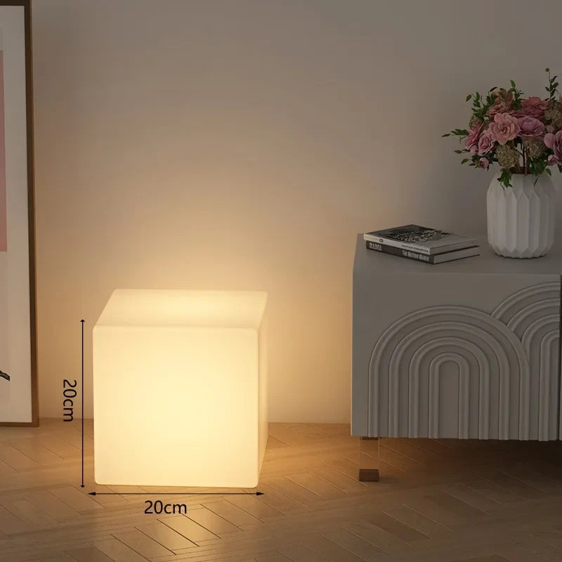 lampadaire moderne créatif pour une ambiance chaleureuse et romantique