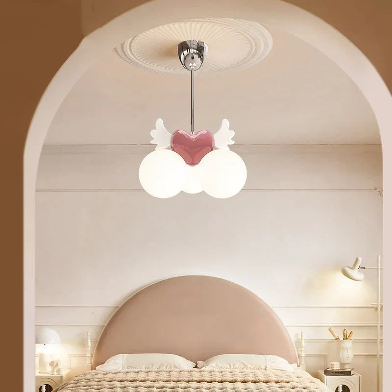 lustre d'amour animé moderne pour chambre d'enfant fille