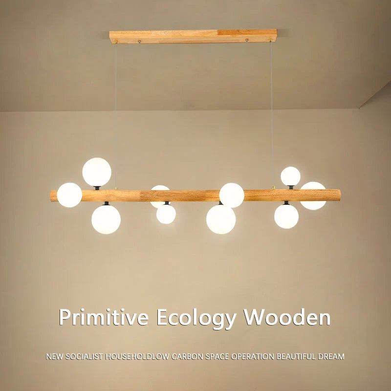 lustre moderne en bois et verre laiteux pour espaces contemporains