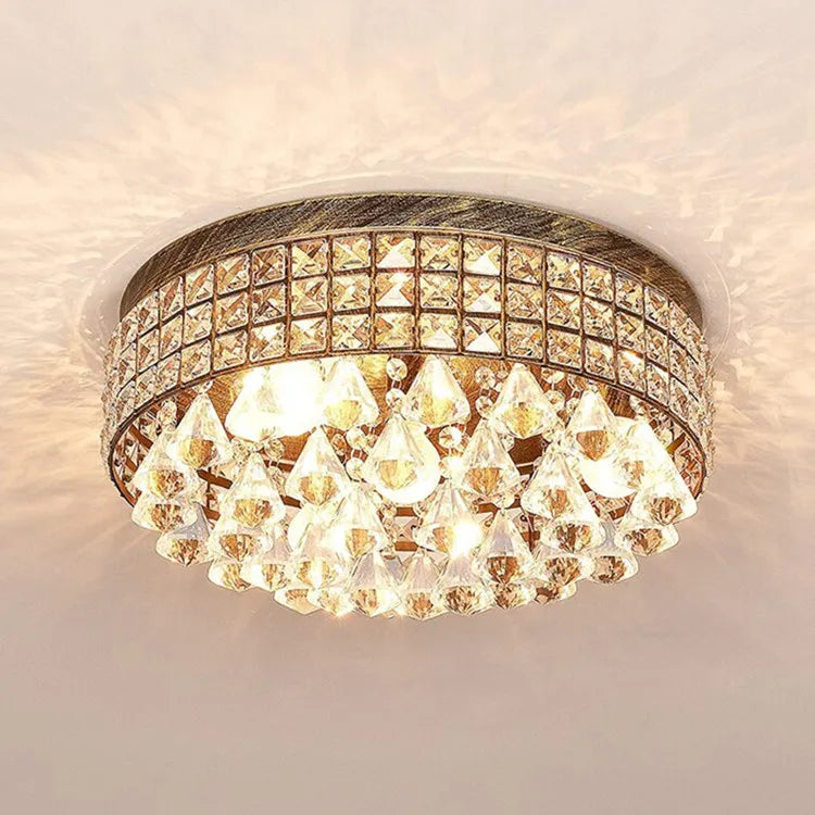 plafonnier en cristal design moderne pour intérieur élégant
