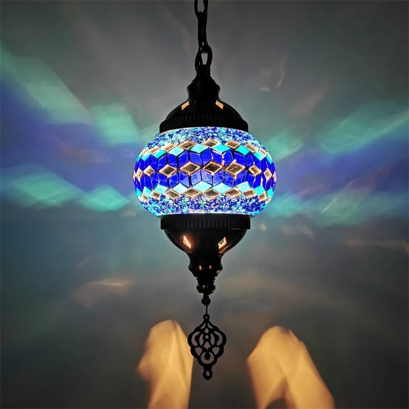 suspension en verre teinté style méditerranéen éclairage bohème romantique
