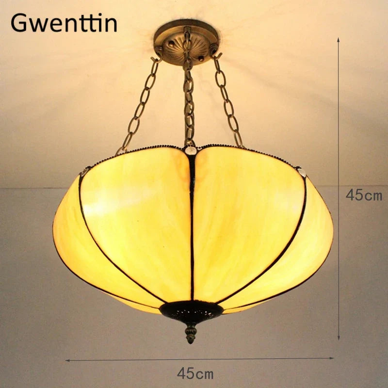lustre tiffany en verre teinté pour décoration intérieure