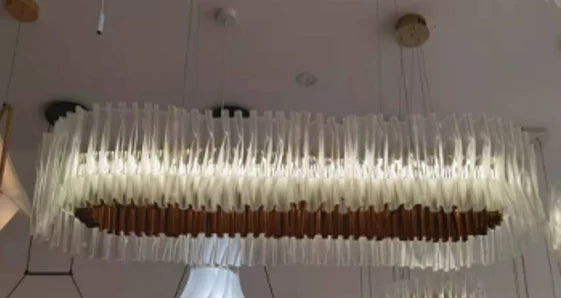 suspension design en pvc et acier inoxydable pour espaces intérieurs