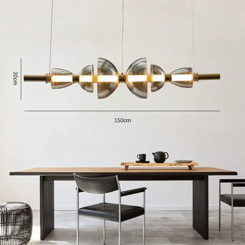 suspension en verre coloré design nordique pour éclairage élégant