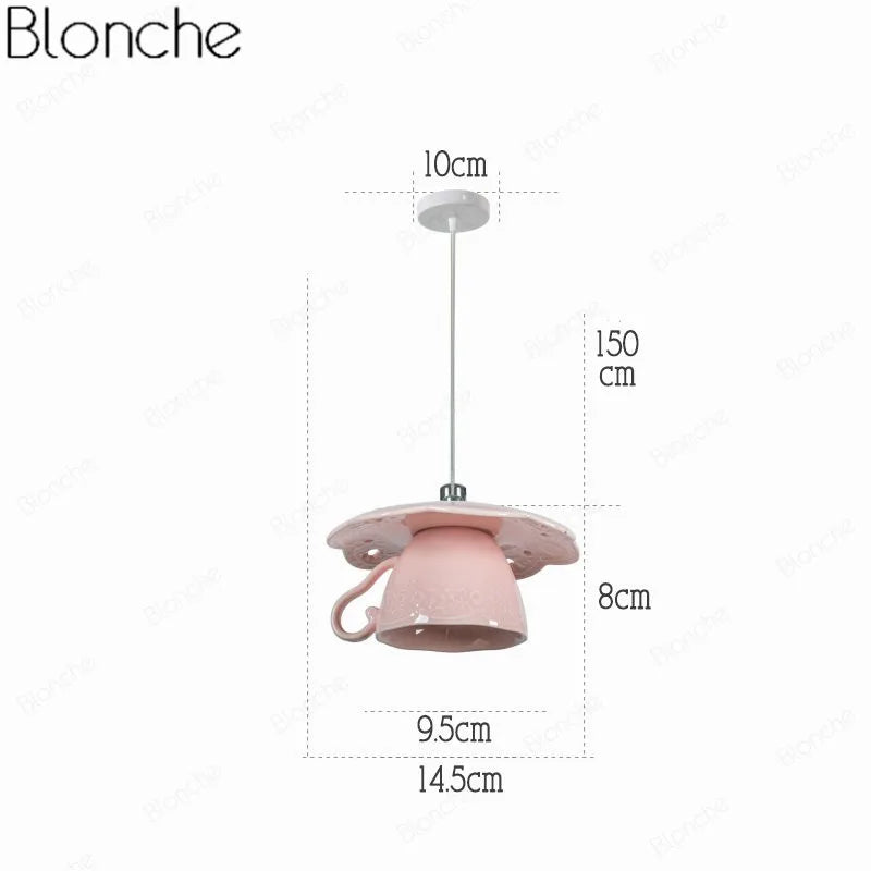 Suspension en céramique avec tasse de thé et théière