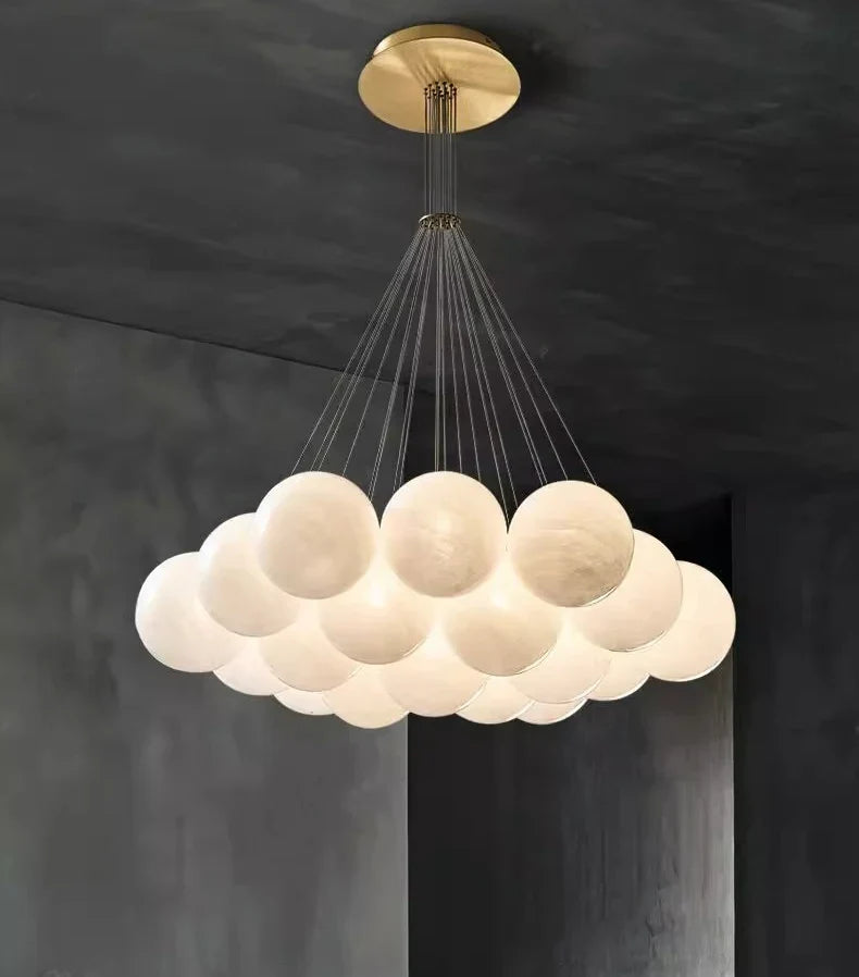 Lustre led boules suspendues au design moderne