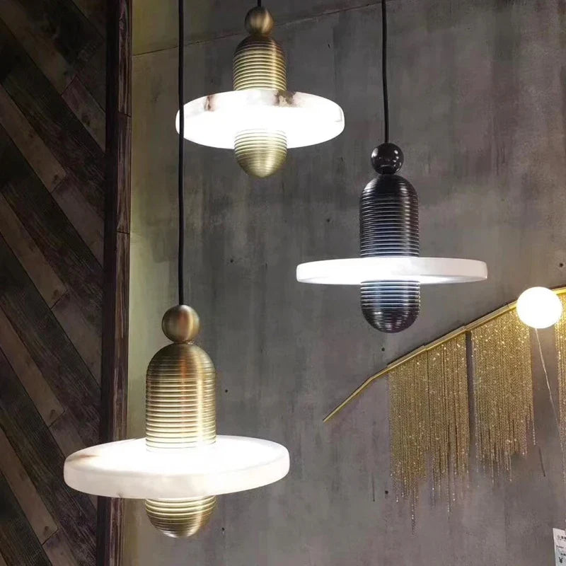suspension LED en marbre et aluminium avec cordon réglable