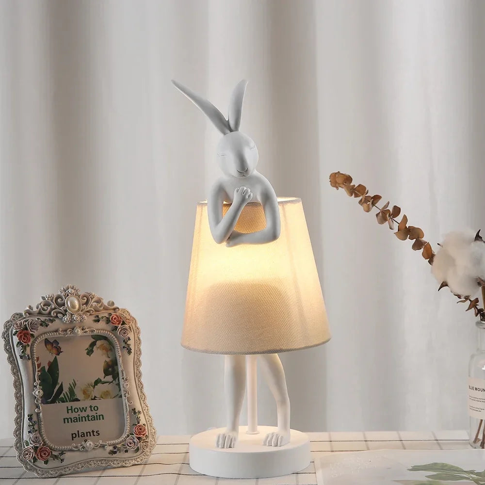 lampe de bureau lapin en résine design rétro pour décoration intérieure