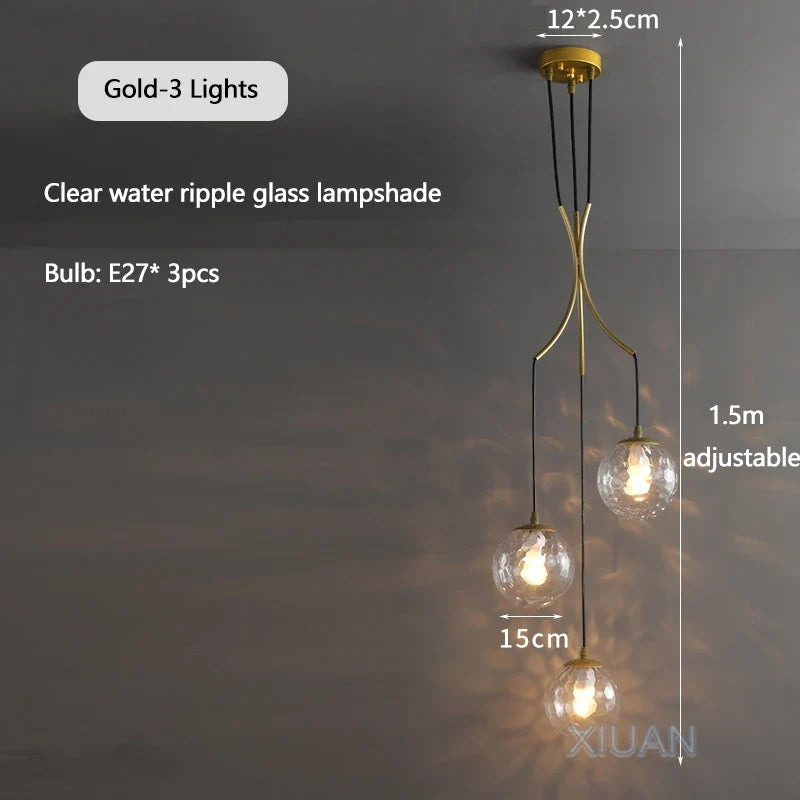 lustre nordique avec lampes de boule en verre laiteux suspendues