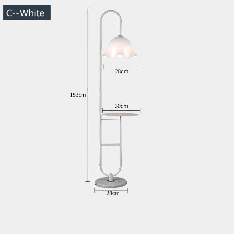 lampadaire en acrylique design pour un éclairage moderne intérieur
