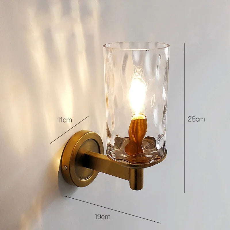 applique murale moderne en verre pour décoration intérieure élégante