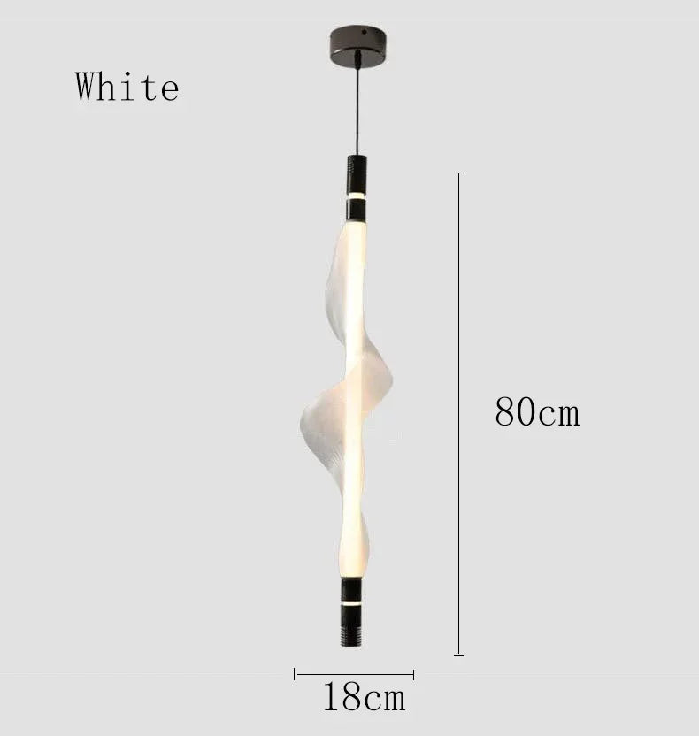 suspension italienne en acrylique design moderne et élégant