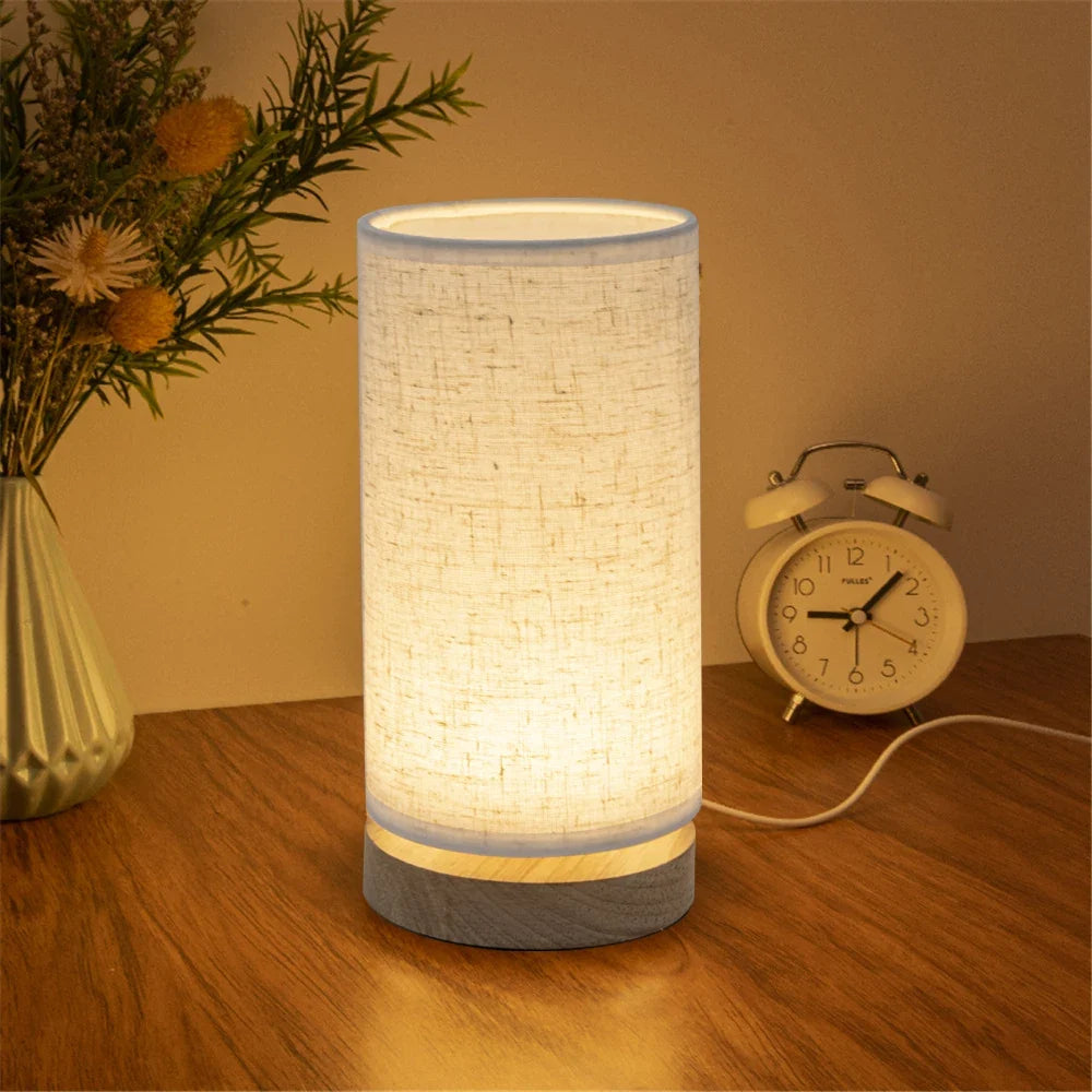lampe de table en bois massif au style chaleureux et simple