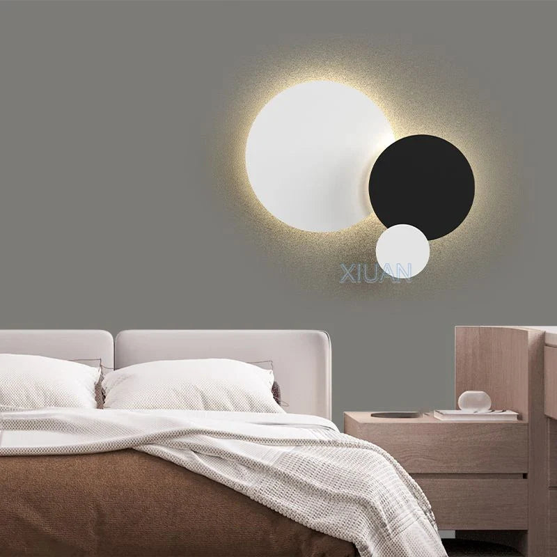 lampe de chevet moderne aux formes géométriques variées