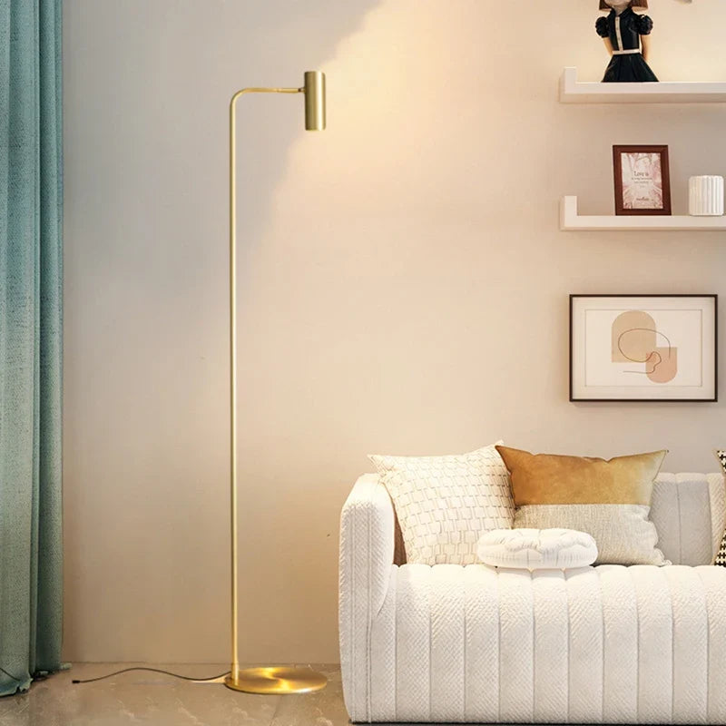 lampadaire en laiton minimaliste rotatif avec 3 gradations