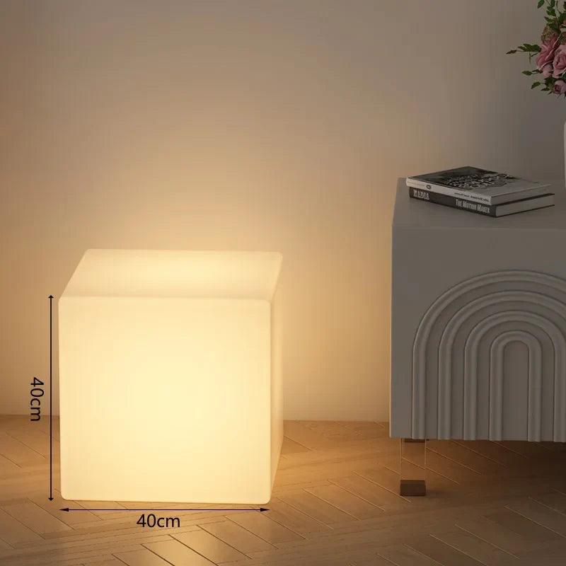 lampadaire moderne créatif pour une ambiance chaleureuse et romantique