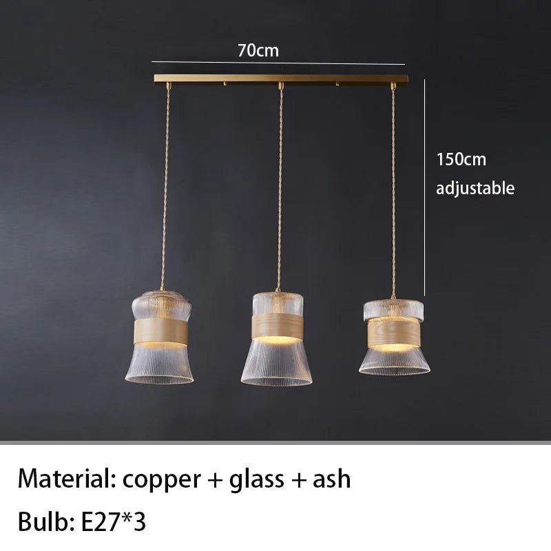 suspension moderne en verre avec détails en bois et cuivre