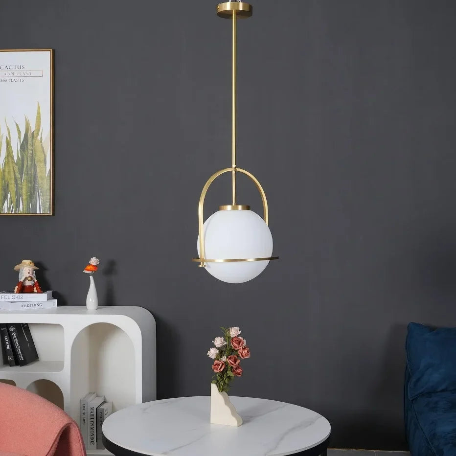 suspension nordique globe en verre avec tige réglable