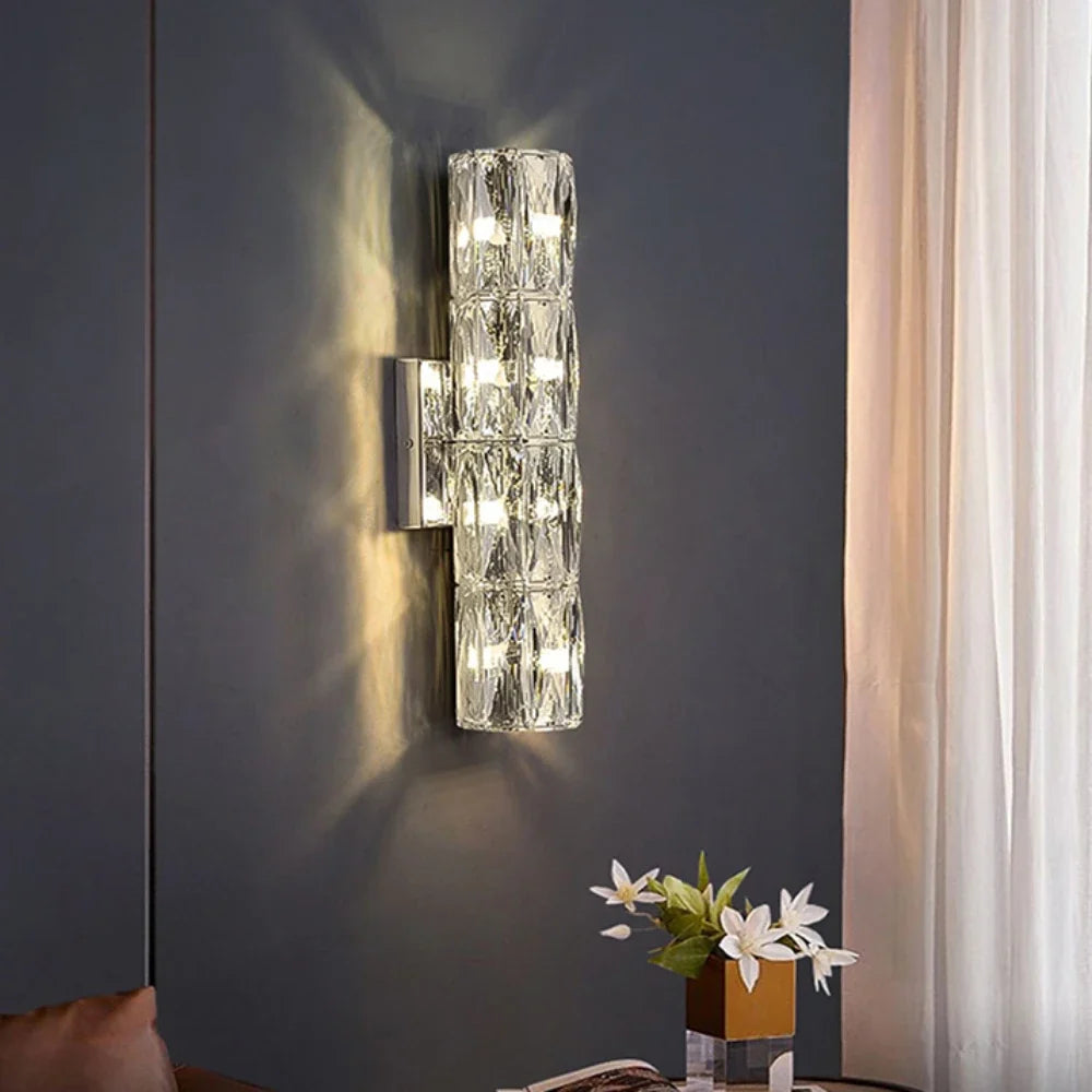 applique murale moderne en cristal pour décoration intérieure élégante