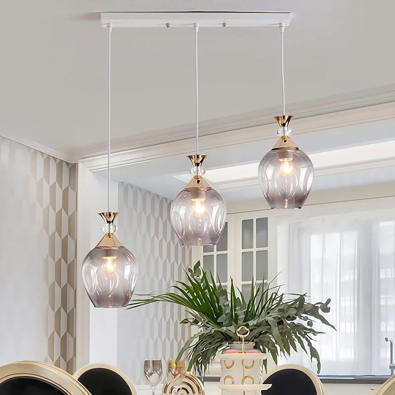 lustre suspendu en verre teinté pour décoration nordique de restaurant