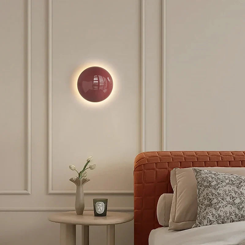 mini lampe led murale en métal pour ambiance hôtelière