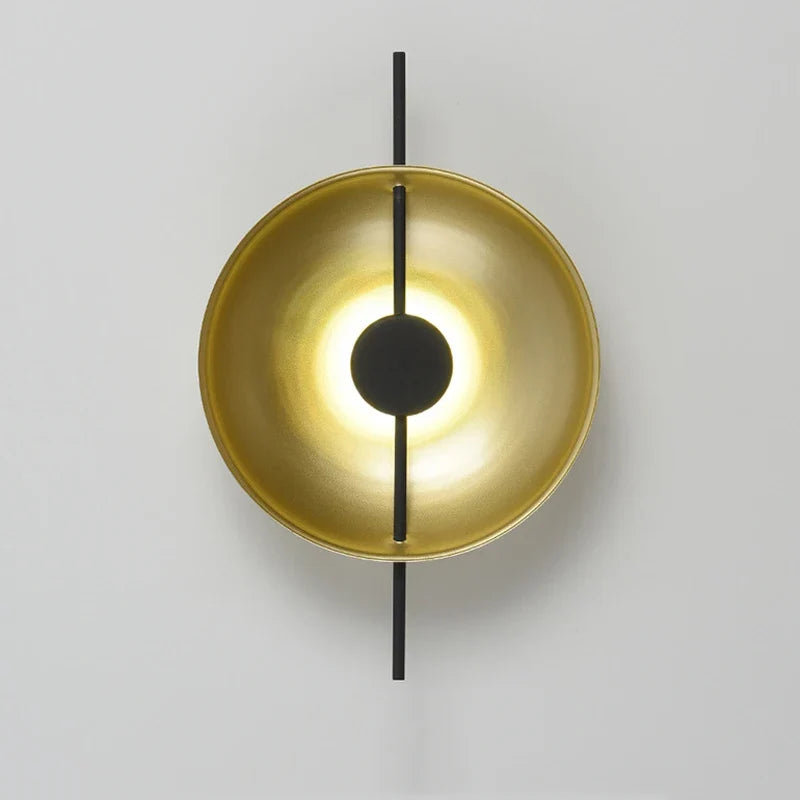 applique murale dorée à led style nordique design moderne élégance raffinée