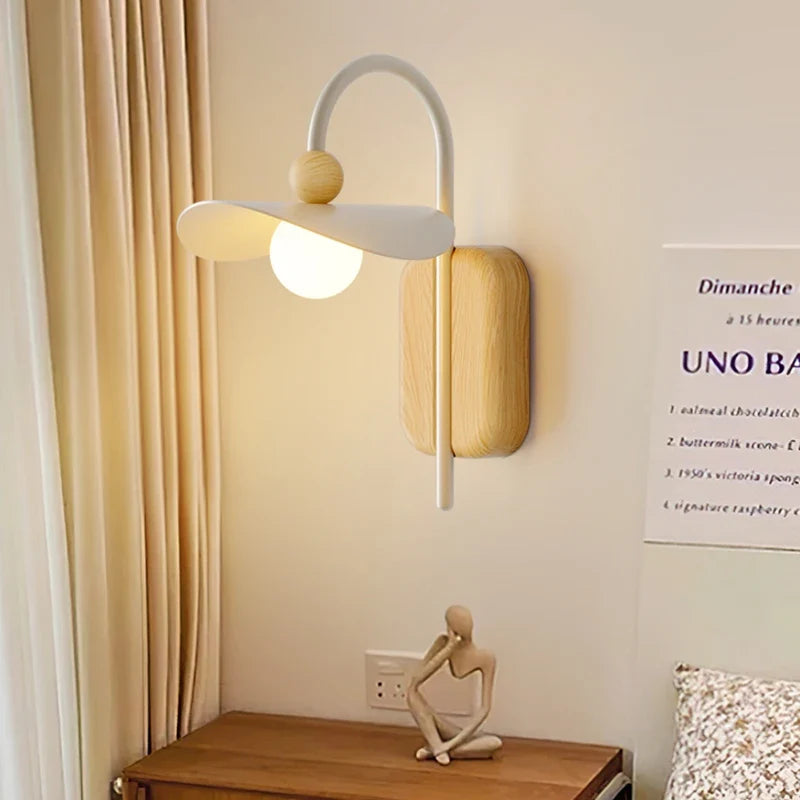 applique murale nordique en bois avec luminaire led pour intérieur