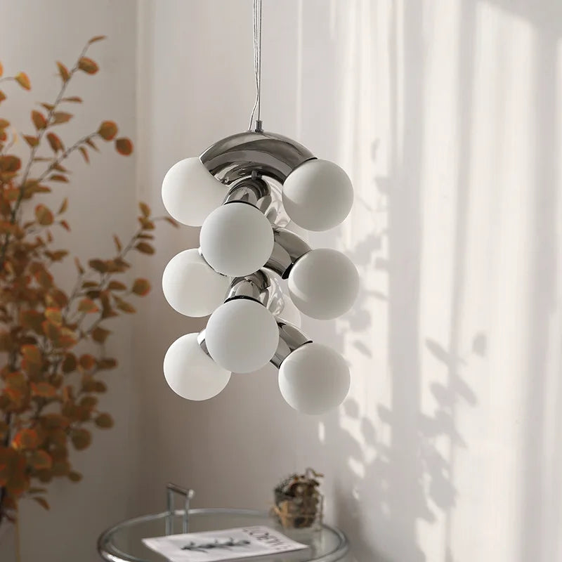 suspension en métal et verre blanc pour intérieur moderne