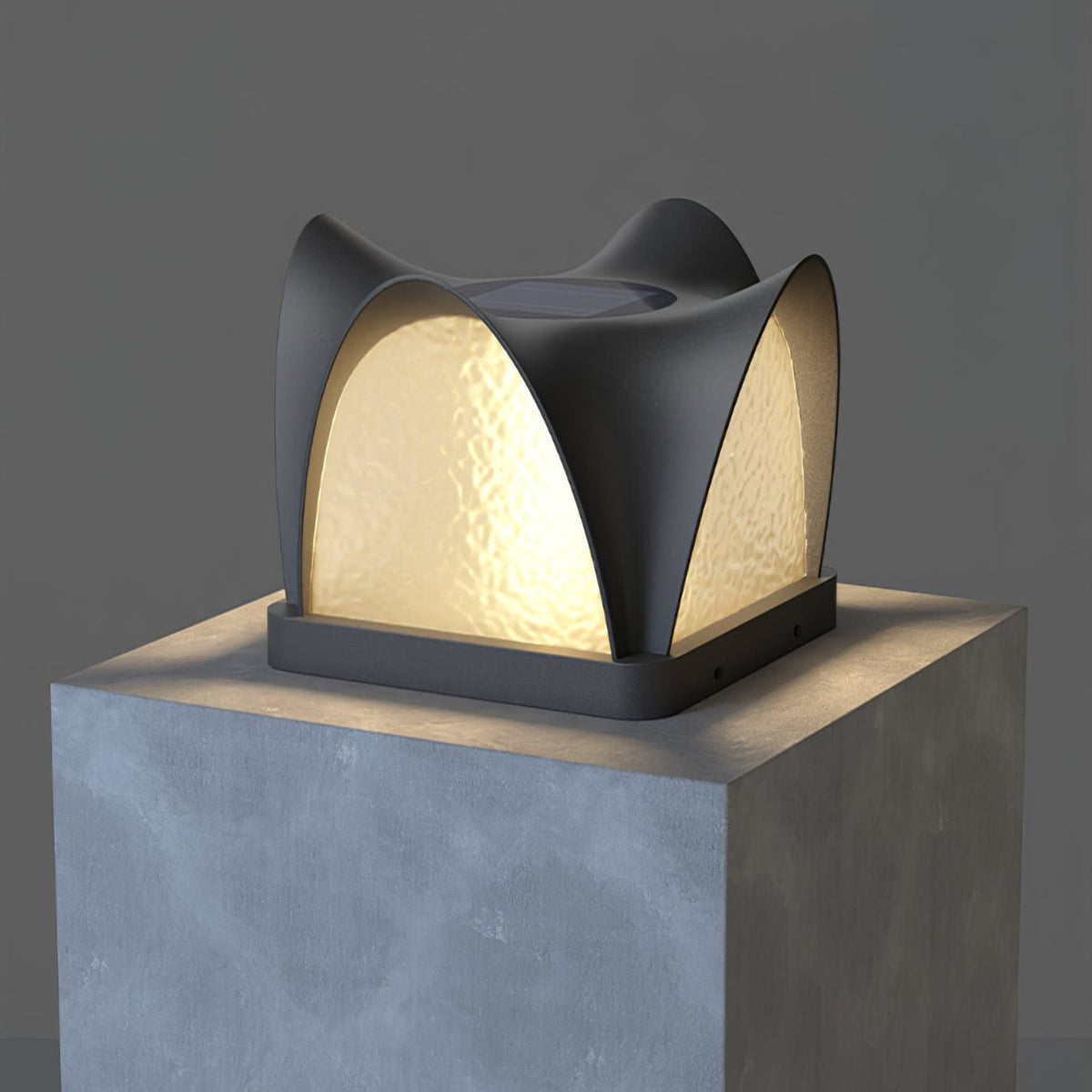 Lanterne d’extérieur carrée noire à panneaux d’acrylique — Tussilage