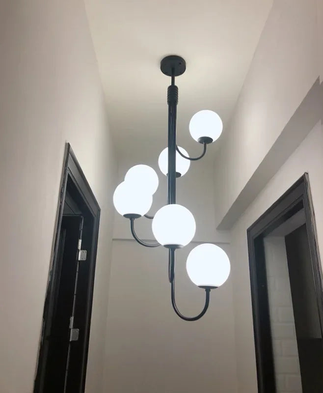lustre moderne en verre lumineux pour décoration intérieure élégante