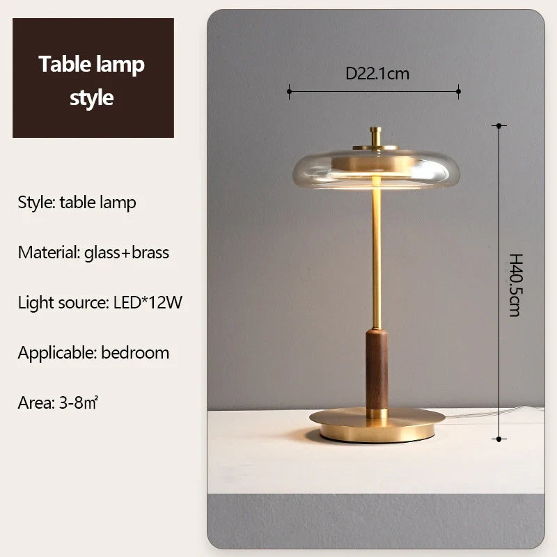 suspension en laiton et noyer design nordique luxueux