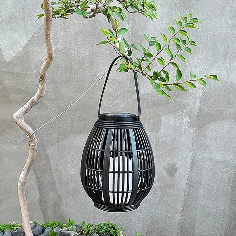 lanterne solaire en rotin pour jardin et balcon décorative