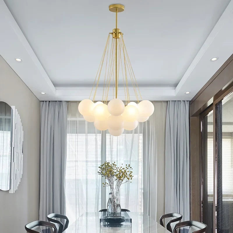 lustre moderne en verre pour une décoration élégante à la maison