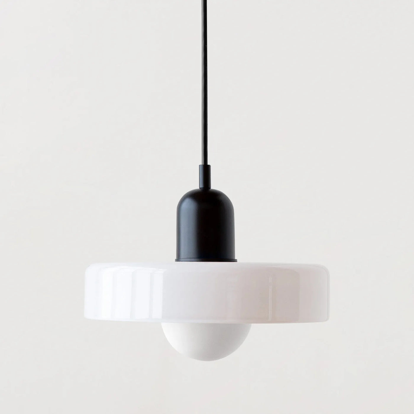 lustre moderne suspendu en verre coloré pour intérieur