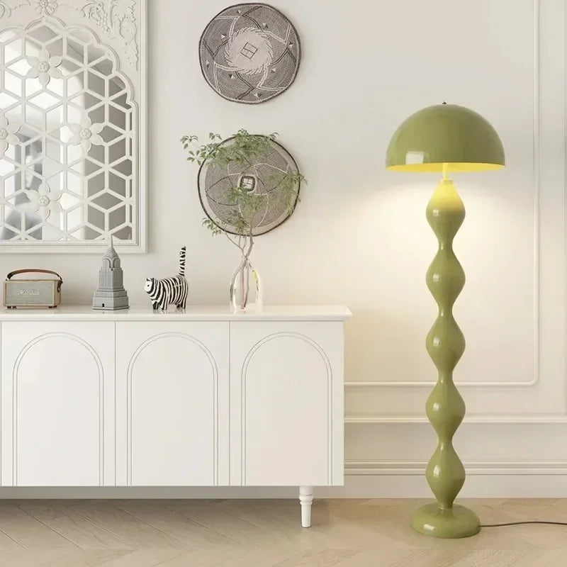 lampadaire scandi design à intensité variable pour intérieur moderne