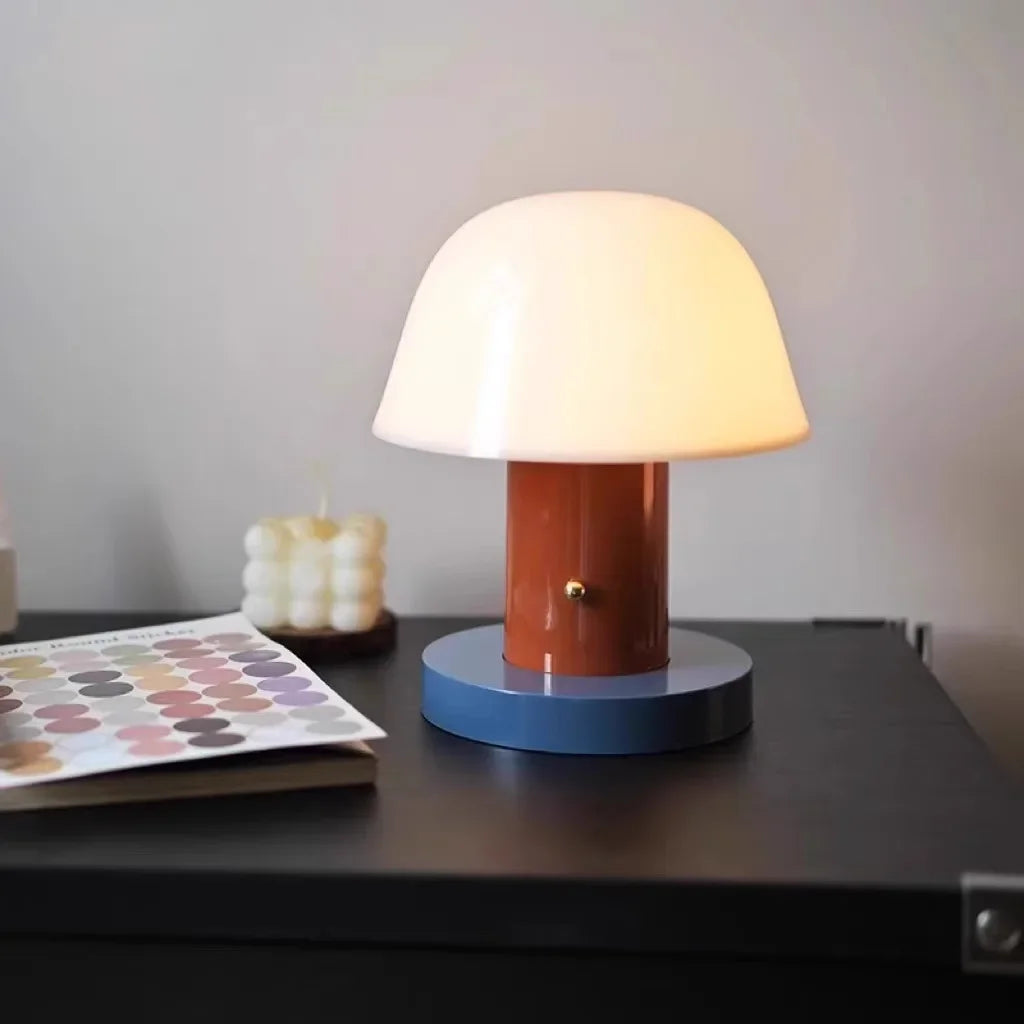 lampe à poser rétro danoise ambiance chaleureuse et décorative
