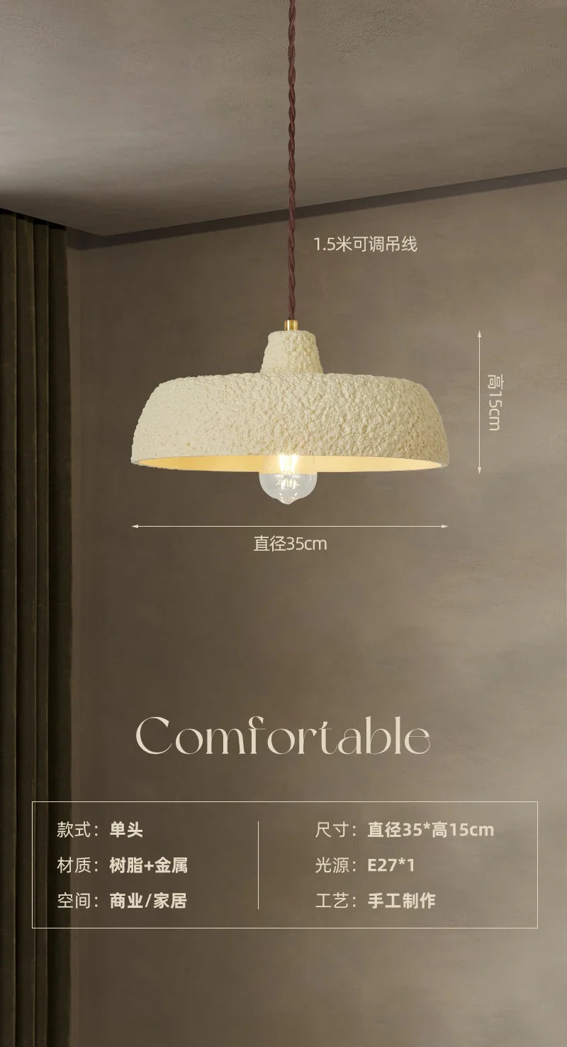 suspension design pour une ambiance chaleureuse et moderne