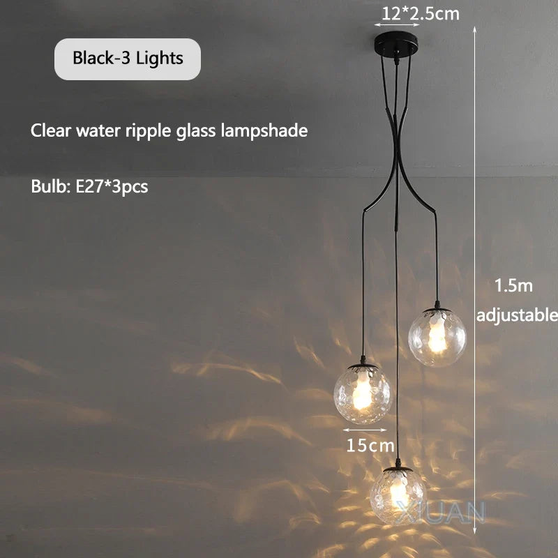 lustre nordique avec lampes de boule en verre laiteux suspendues