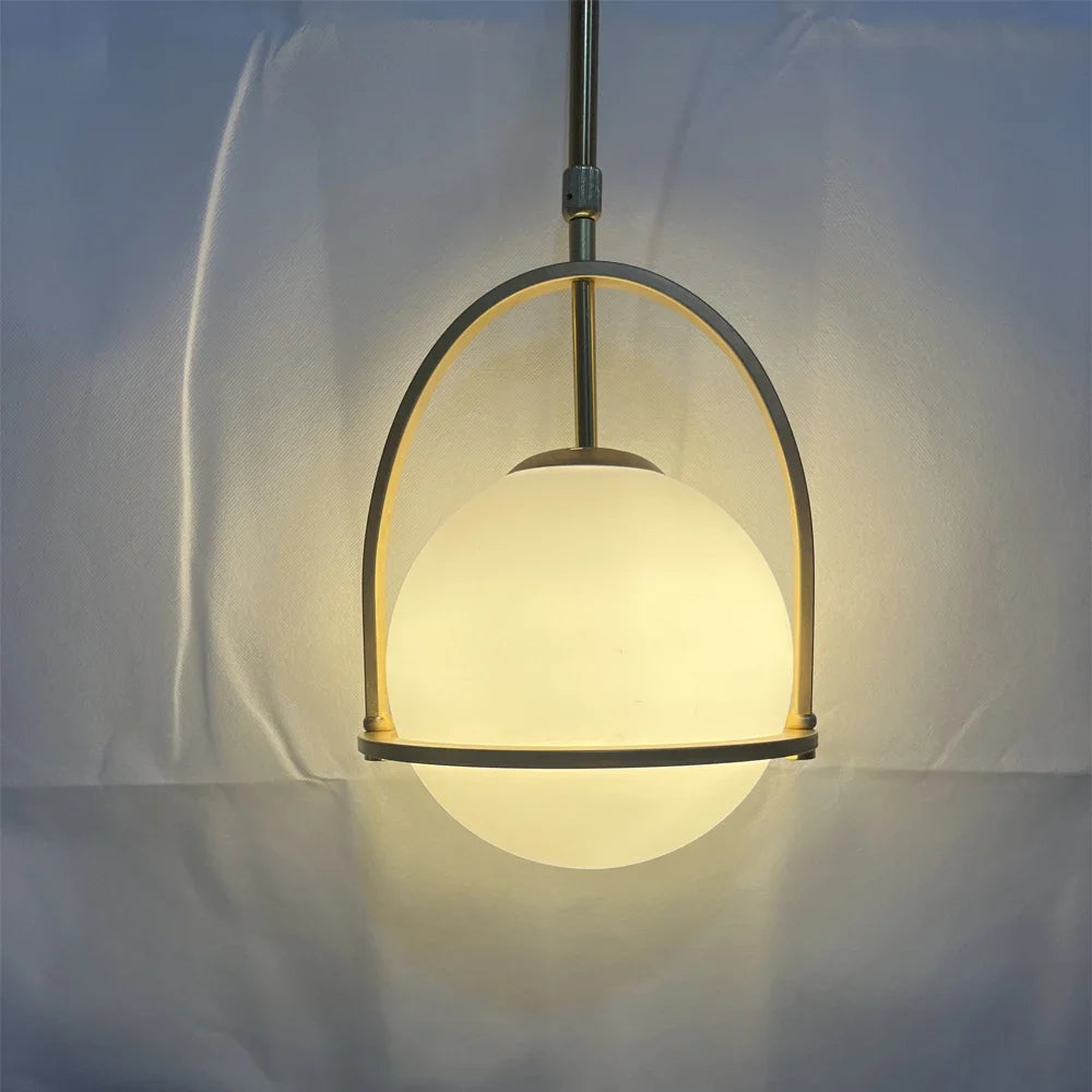 suspension nordique globe en verre avec tige réglable