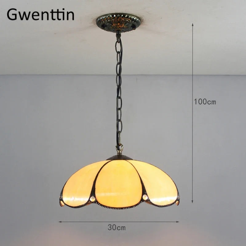 lustre tiffany en verre teinté pour décoration intérieure