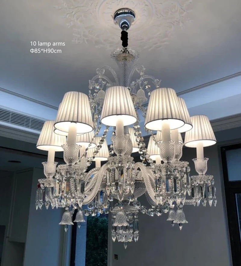 lustre en cristal transparent pour un éclairage élégant et raffiné