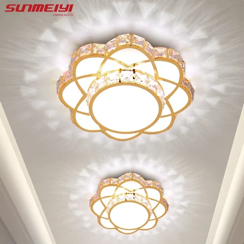 plafonnier moderne en cristal design floral pour tous les espaces