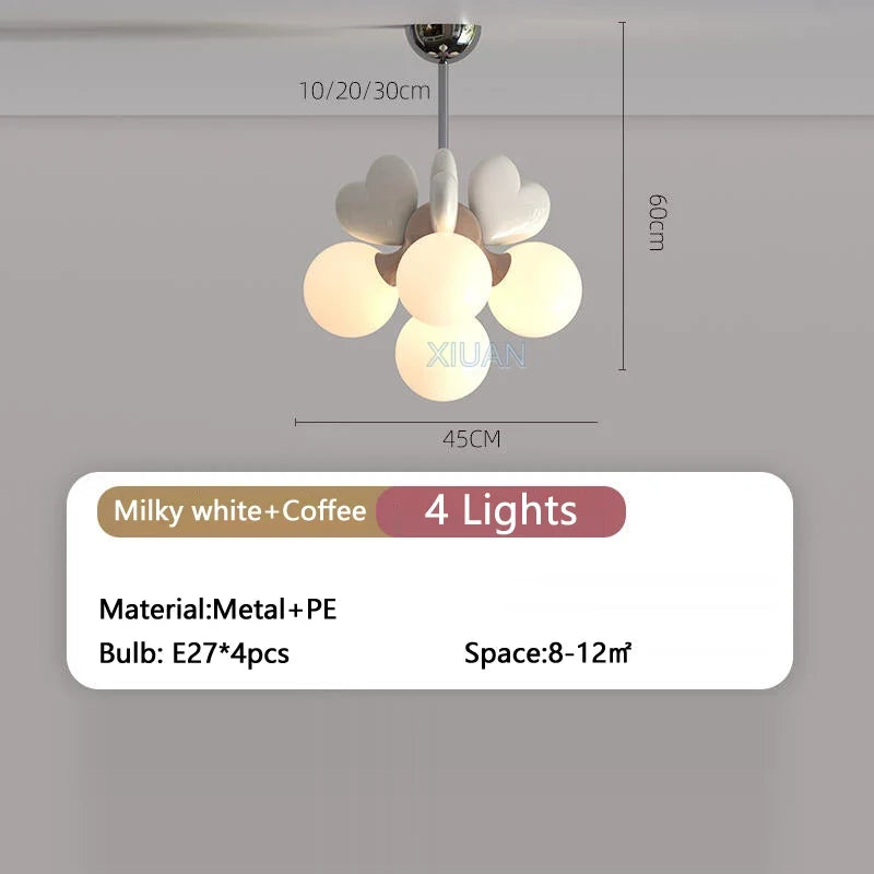 lustre de princesse avec bulle en forme de cœur pour chambre d'enfant