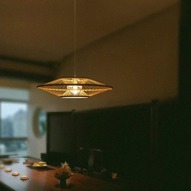 lustre en bambou d'art pour décoration et éclairage