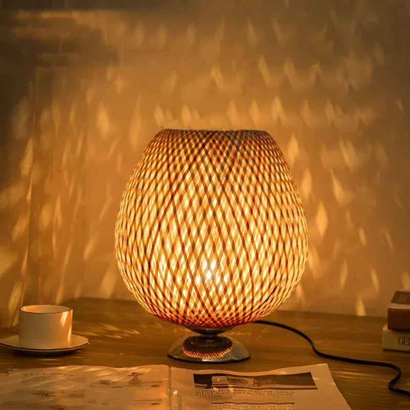 lampe de bureau vintage en bambou artisanale en bois naturel
