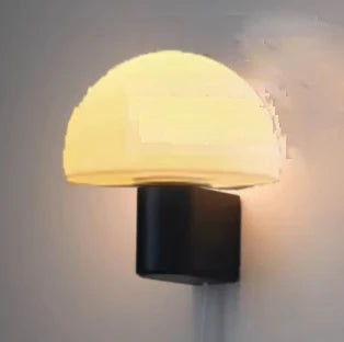 applique murale design avec prise champignon en verre